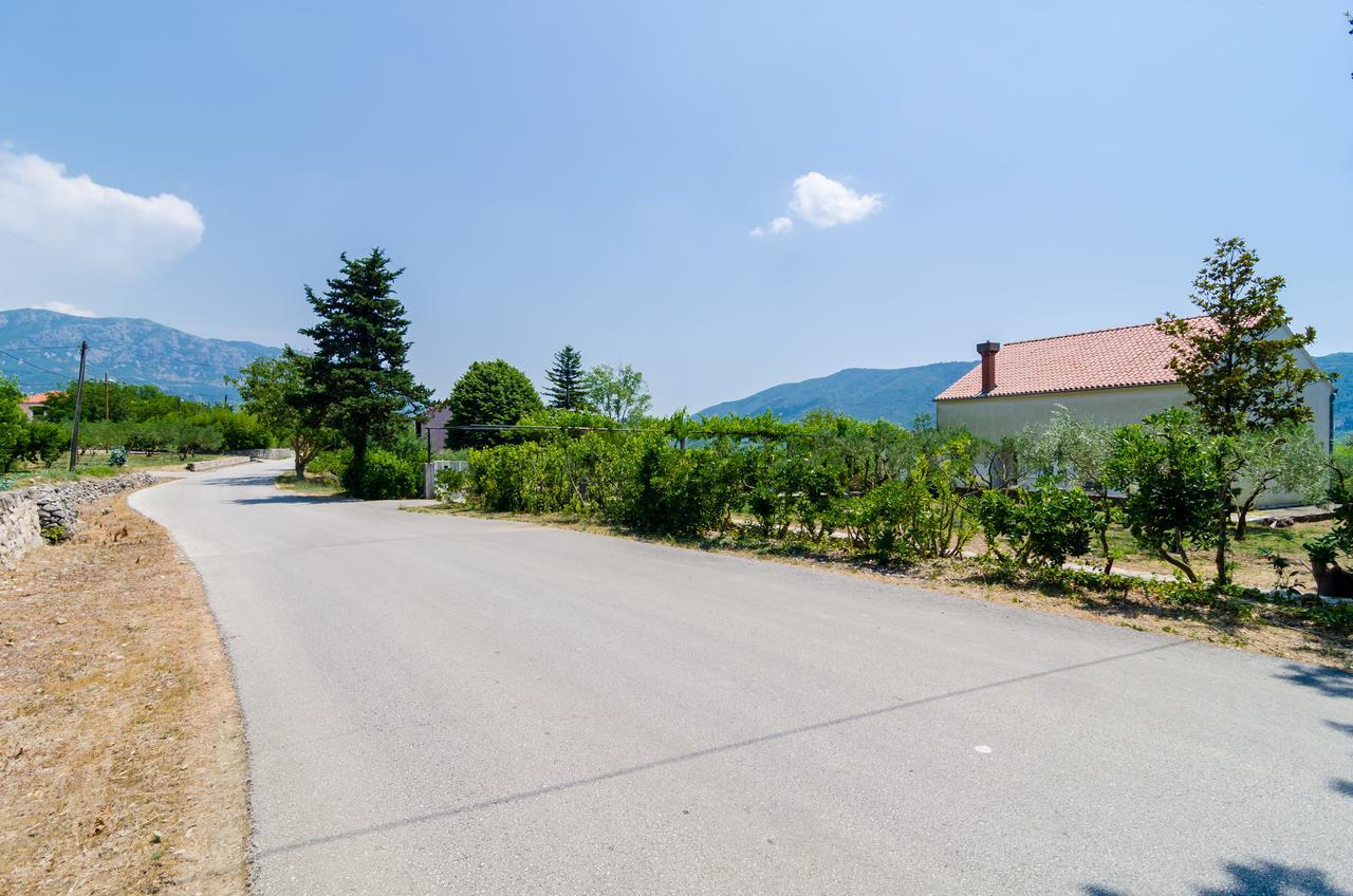 Holiday Home Field Of Olives Gruda Exterior foto
